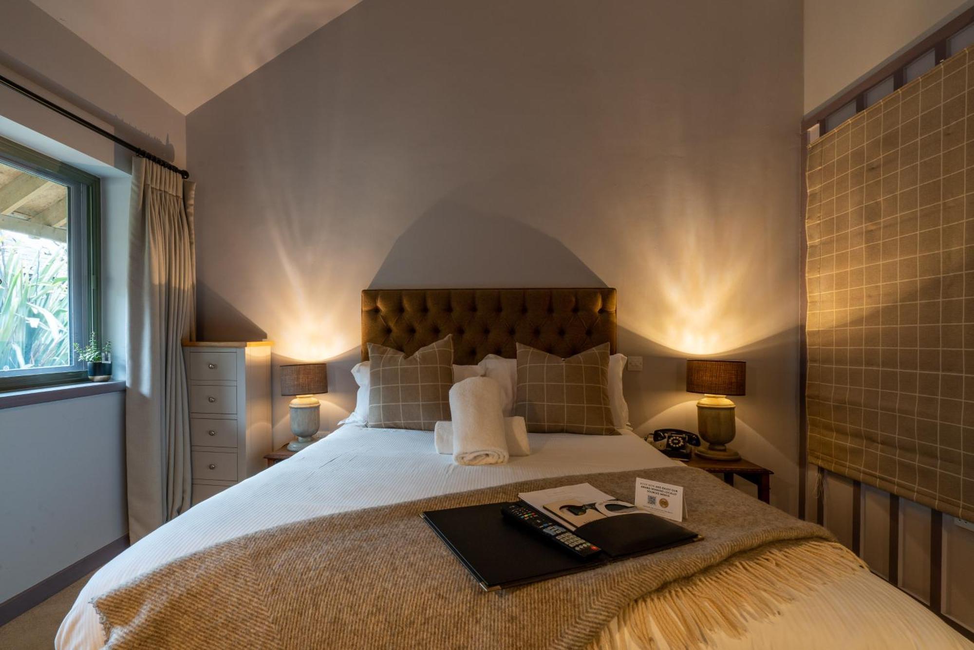 The Welldiggers Arms Bed and Breakfast Petworth Exteriör bild
