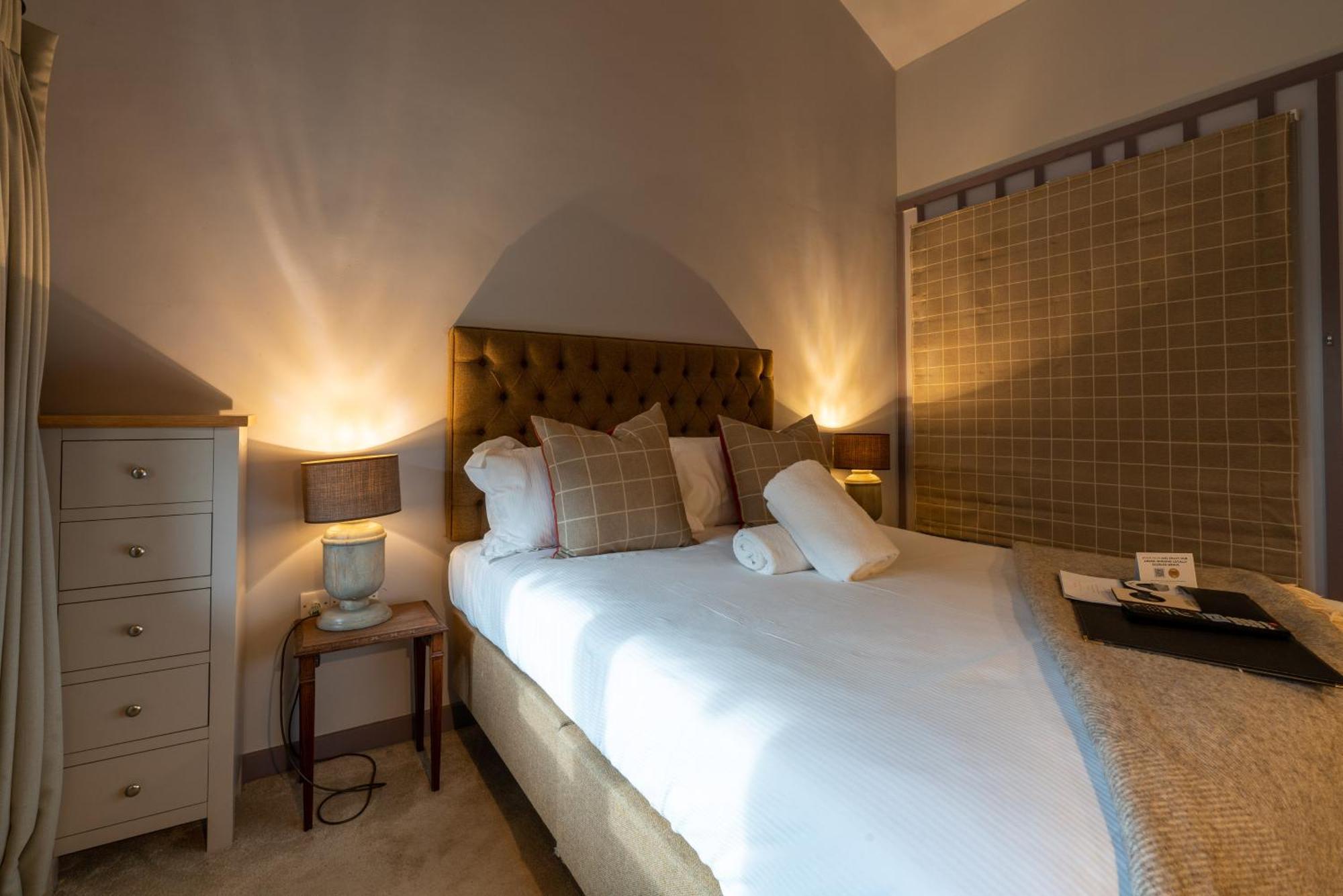 The Welldiggers Arms Bed and Breakfast Petworth Exteriör bild