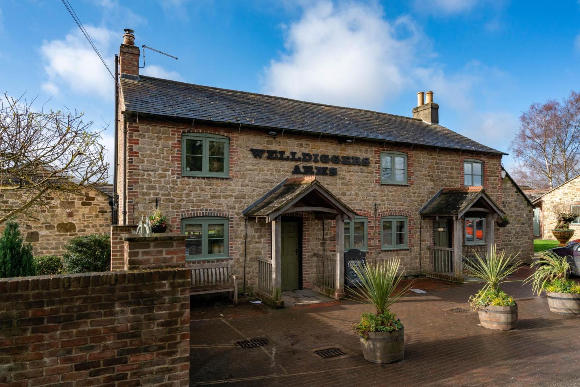 The Welldiggers Arms Bed and Breakfast Petworth Exteriör bild